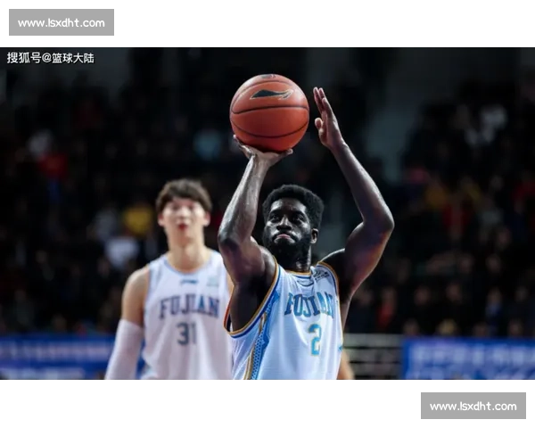 四冠传奇筑篮坛史诗 五金荣耀耀名人堂 —— 苏 - 伯德的不朽篇章