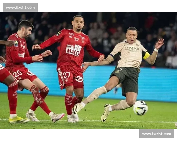 阿维斯迎战里斯本竞技关键对决前瞻与胜负走势分析看点战术博弈展望